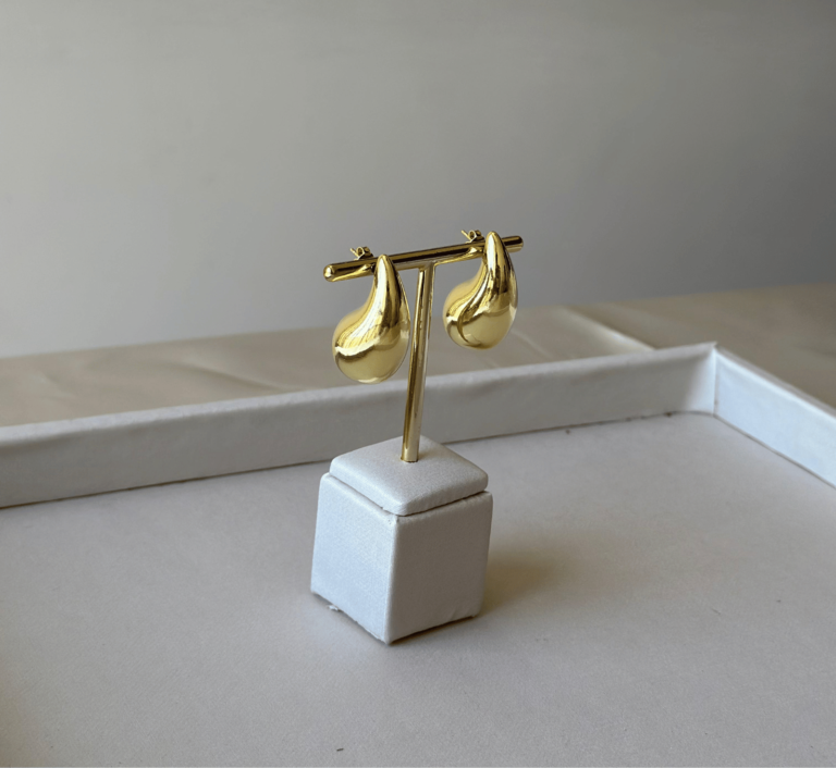 Brinco Gota Dourado M