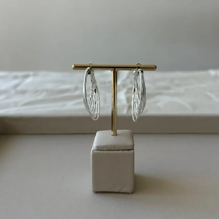 Brinco 06 Fios – Banho Ródio Prata